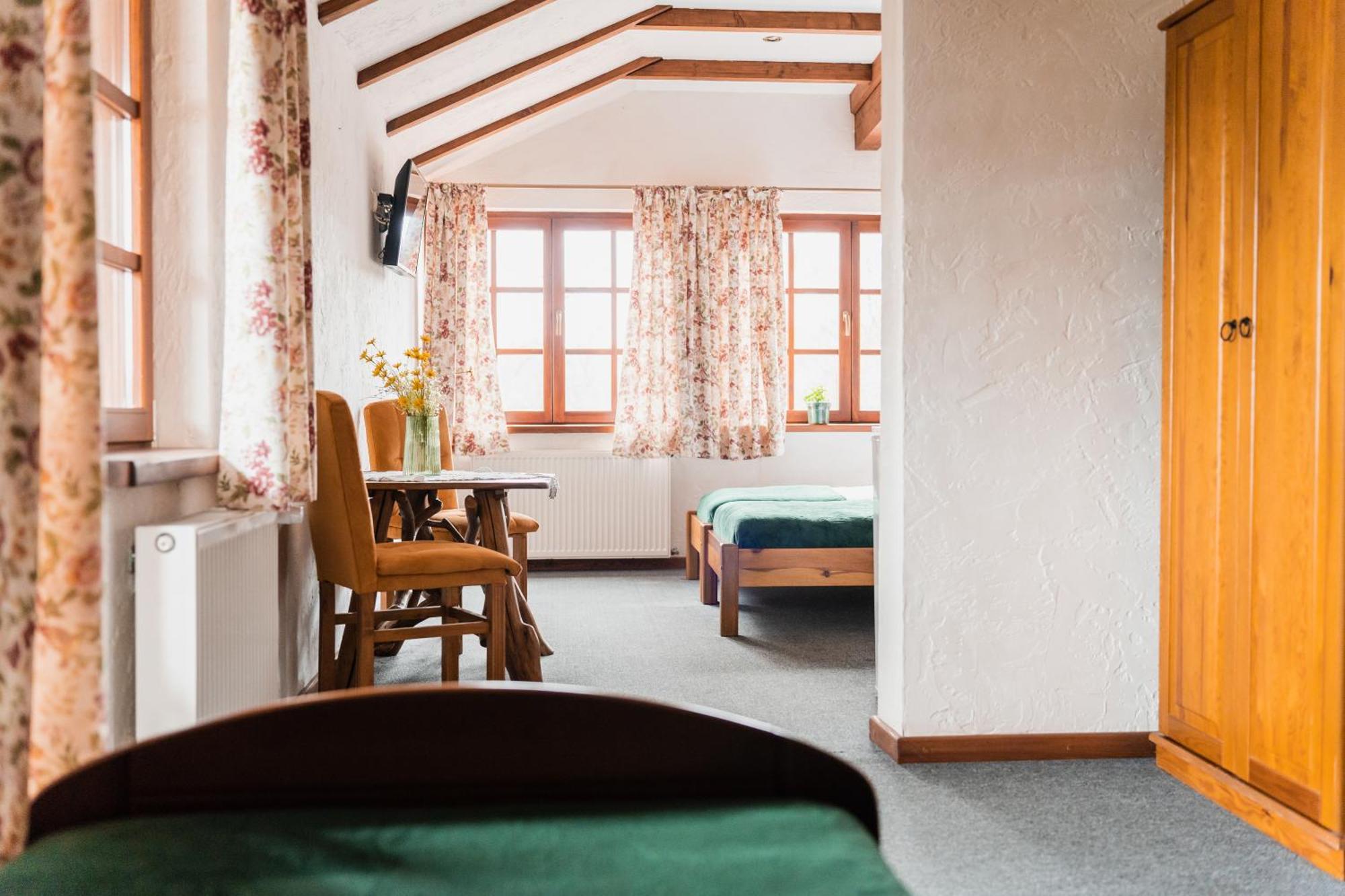 Karczma Zacisze Bed & Breakfast Krutyn Ngoại thất bức ảnh